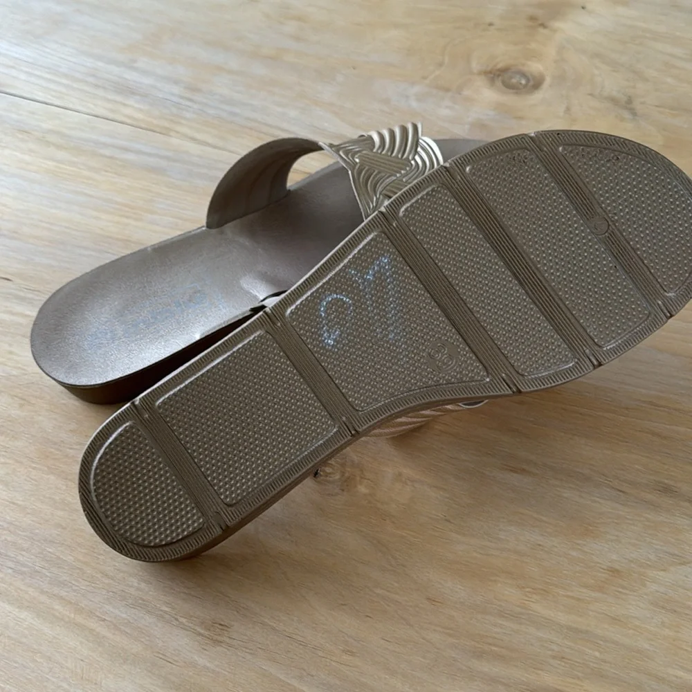 Gold flat sandals size 8